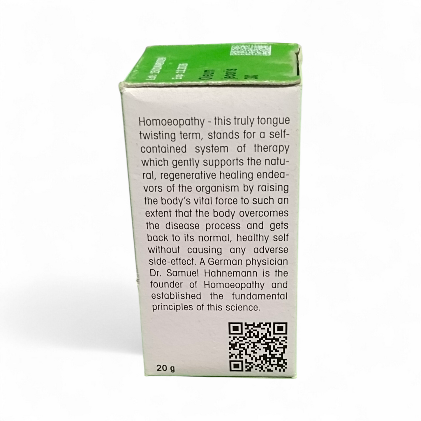 Box with text and QR code on a white background