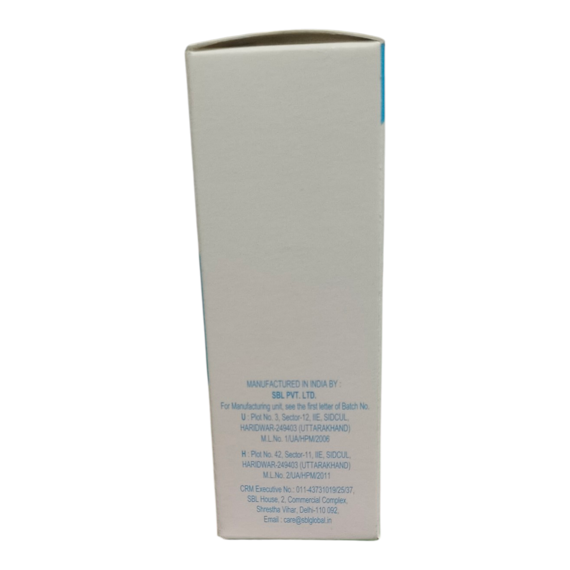 Tall rectangular box with text on a white background